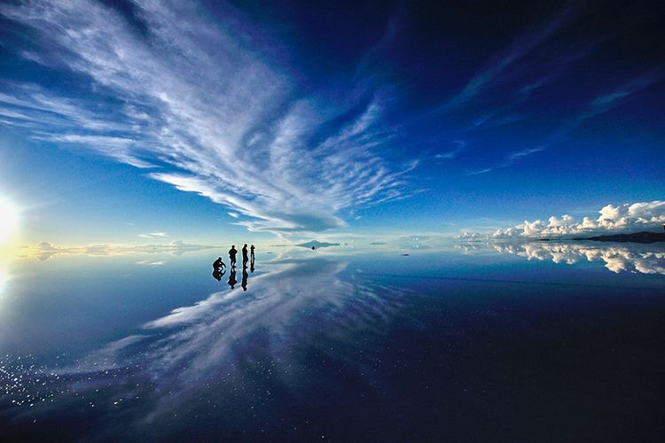 “Cermin Langit” Raksasa di Bolivia