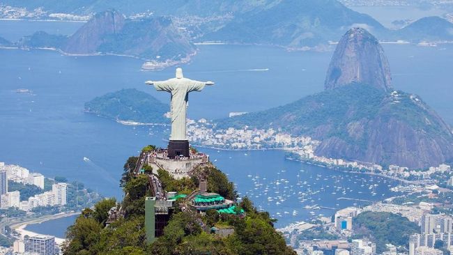 Berwisata ke Sebua Patung Christ di Corcovado